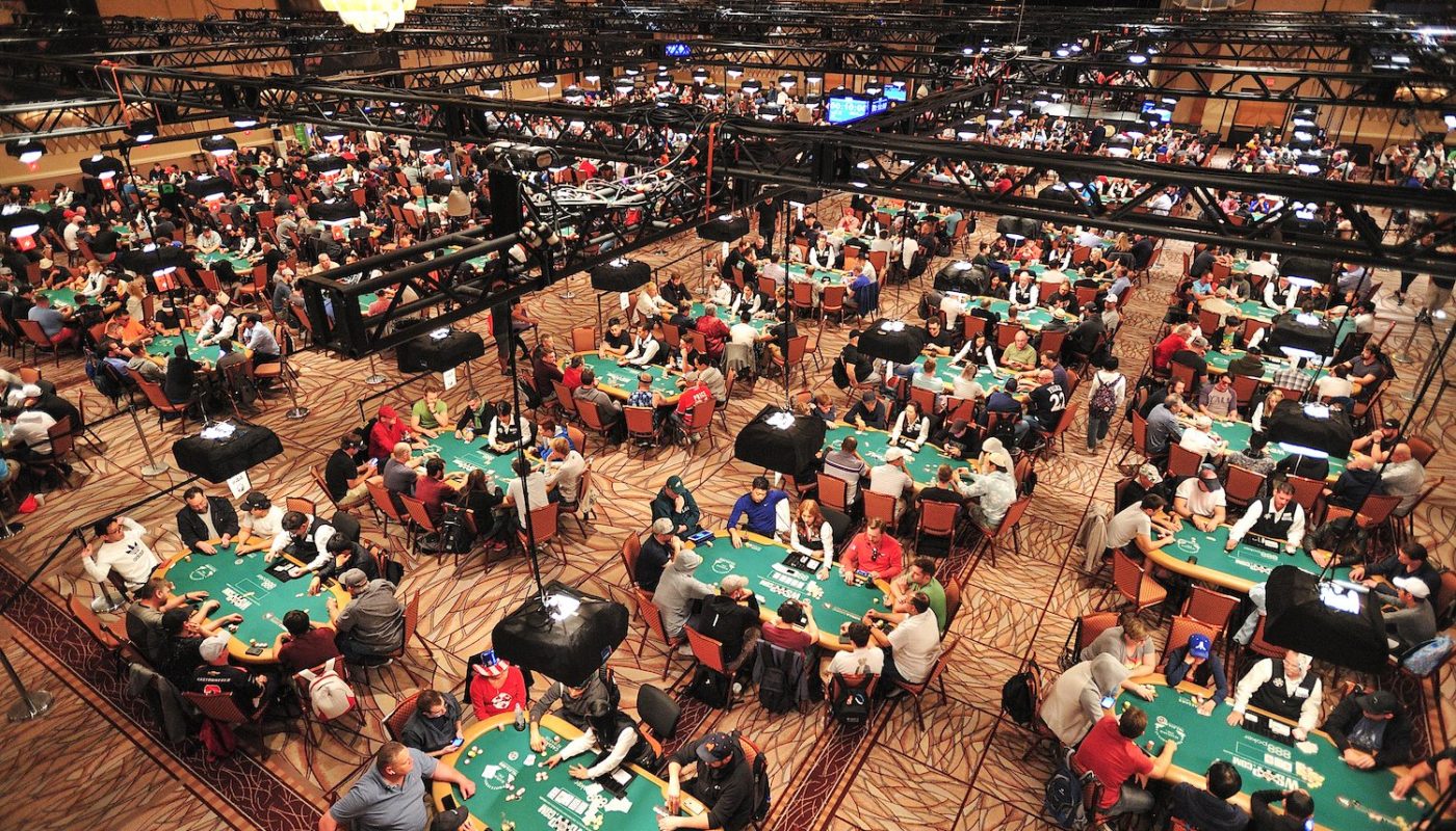 WSOP poker card tables